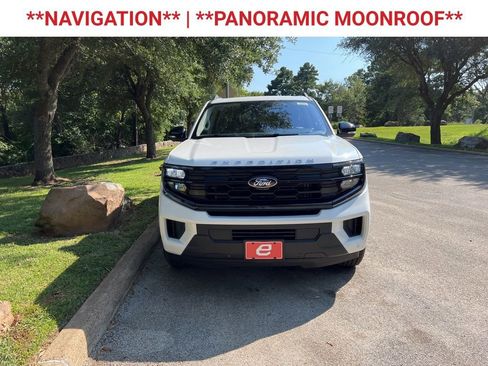 New 2025 Ford Expedition Max Active image 2