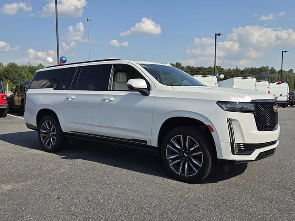 Used 2022 Cadillac Escalade ESV Sport Platinum RWD image 18