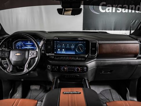 Used 2025 Chevrolet Silverado 3500 High Country w/ Technology Package AWD/4WD image 14