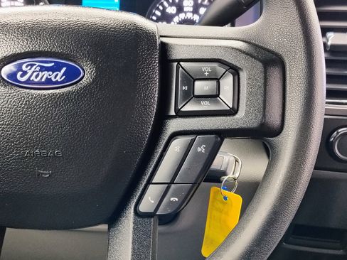 Used 2020 Ford F150 XLT image 41