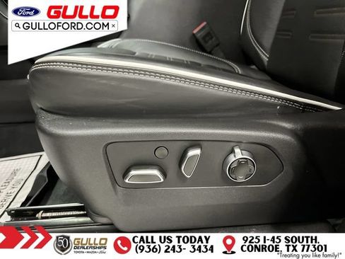 Used 2025 GMC Sierra 2500 AT4X AWD/4WD image 23