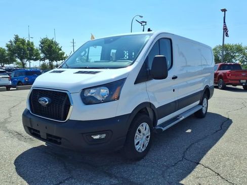 Certified 2025 Ford Transit 250 Low Roof w/ Exterior Upgrade Package RWD image 3