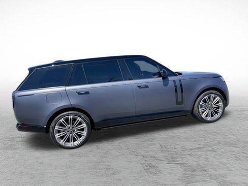 Used 2024 Land Rover Range Rover Long Wheelbase SE AWD/4WD image 7