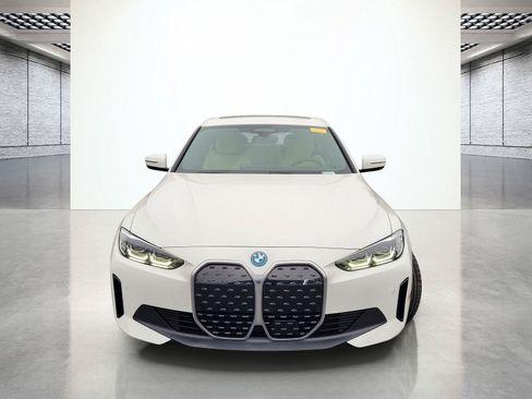 Used 2024 BMW i4 eDrive35 w/ Premium Package RWD image 4