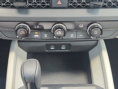 Certified 2025 Honda Accord LX image 16