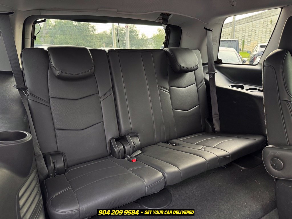 Used 2020 Cadillac Escalade Luxury AWD/4WD image 27