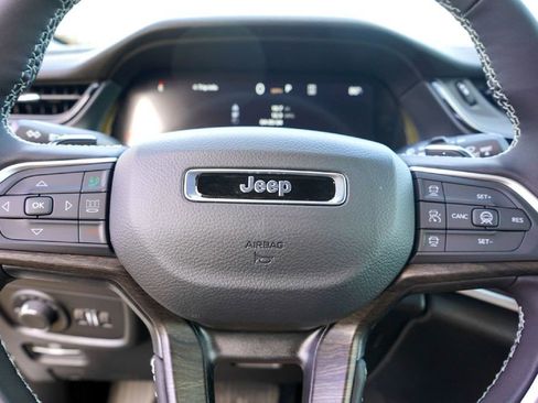 New 2026 Jeep Grand Cherokee Altitude RWD image 11