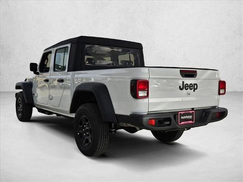 New 2026 Jeep Gladiator Sport AWD/4WD image 9