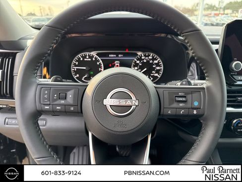 New 2025 Nissan Pathfinder SV w/ SV Premium Package image 20