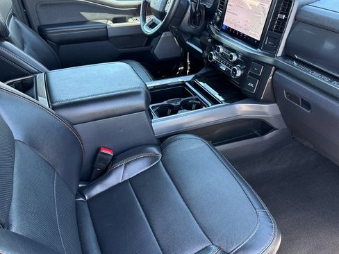 Certified 2024 Ford F250 Lariat w/ Lariat Ultimate Package AWD/4WD image 16