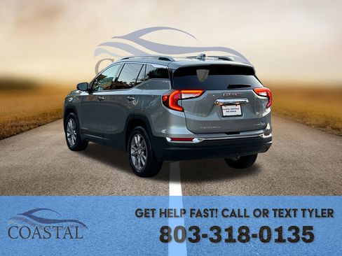 Used 2024 GMC Terrain SLT image 16