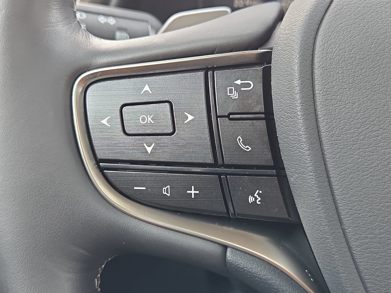 Used 2020 Lexus ES 350 w/ Accessory Package 2 FWD image 29