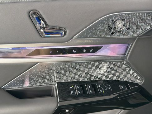 New 2026 BMW i7 xDrive60 image 17