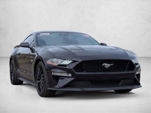 Used 2022 Ford Mustang GT Premium w/ GT Performance Package RWD image 3