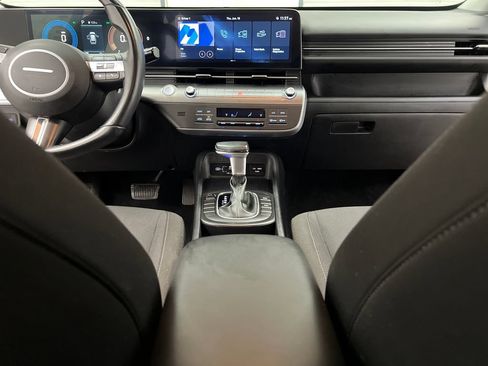 Used 2024 Hyundai Kona SEL FWD image 42