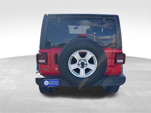 Used 2018 Jeep Wrangler Unlimited Sport S image 5