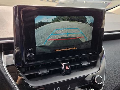 Used 2024 Toyota Corolla LE FWD image 22