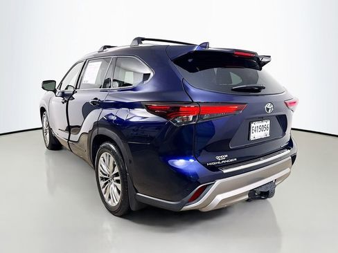 Used 2026 Toyota Highlander Platinum AWD/4WD image 5