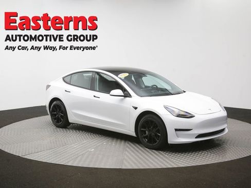 Used 2023 Tesla Model 3 Standard Range RWD image 43