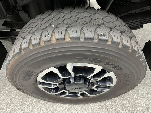 Used 2020 GMC Sierra 3500 SLE AWD/4WD image 16