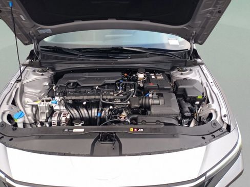 New 2026 Hyundai Elantra SE w/ Cargo Package image 17