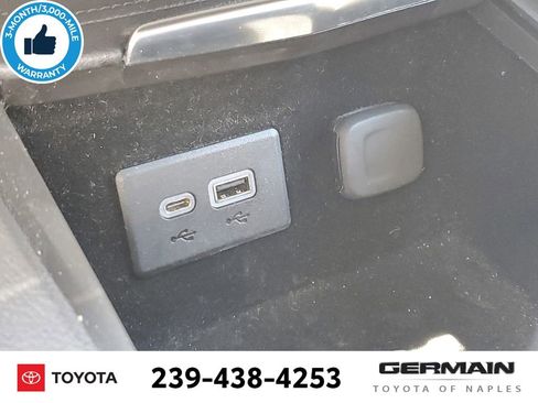 Used 2019 Cadillac XT4 Luxury image 32