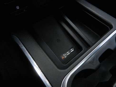 Used 2020 GMC Sierra 1500 SLT w/ SLT Premium Plus Package image 29