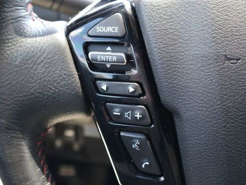 Used 2024 Nissan Frontier PRO-4X w/ Off-Road Protection Package AWD/4WD image 8