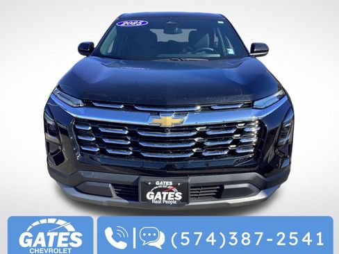 Used 2025 Chevrolet Equinox LT image 2