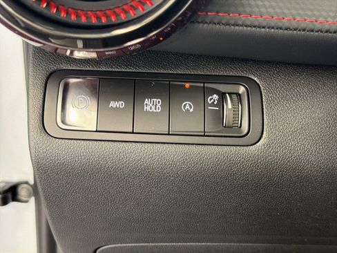 New 2026 Chevrolet Equinox RS w/ Convenience Package III AWD/4WD image 22
