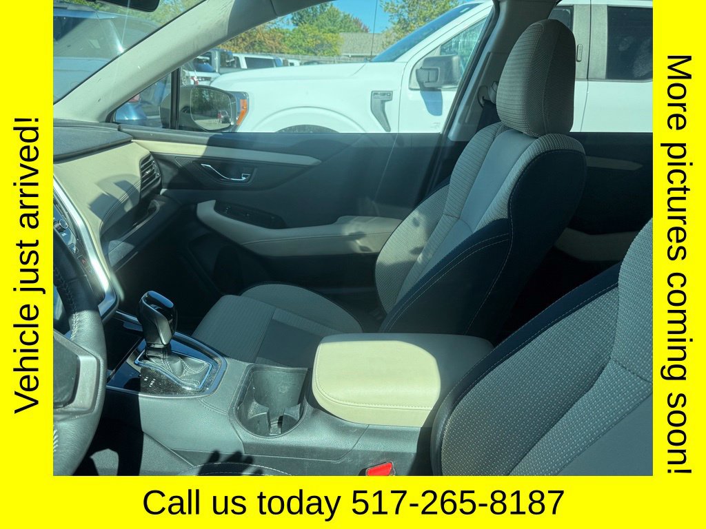 Used 2025 Subaru Outback Premium w/ Popular Package #1A AWD/4WD image 3