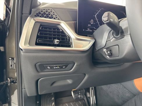New 2026 BMW X5 xDrive40i w/ M Sport Package AWD/4WD image 37