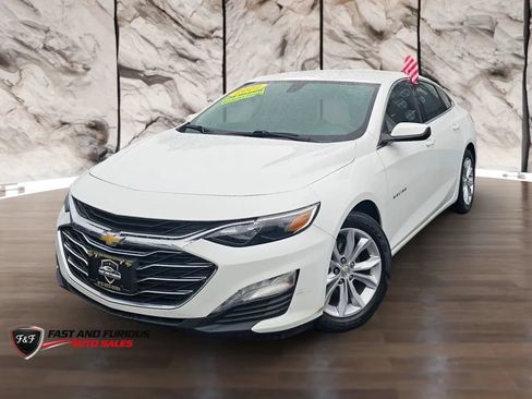 Used 2022 Chevrolet Malibu LT FWD image 3