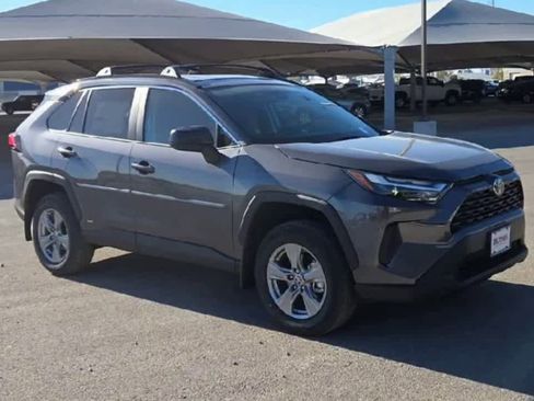 New 2025 Toyota RAV4 LE image 3