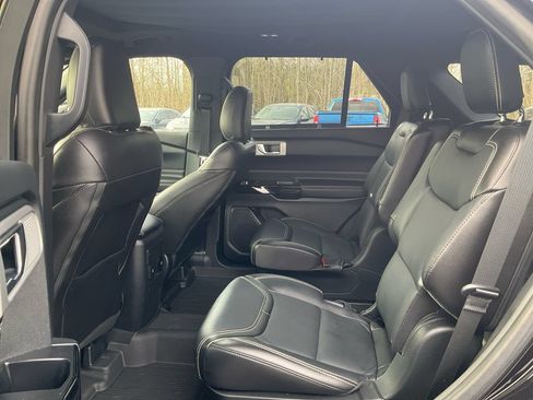 Used 2022 Ford Explorer ST w/ Equipment Group 401A AWD/4WD image 14
