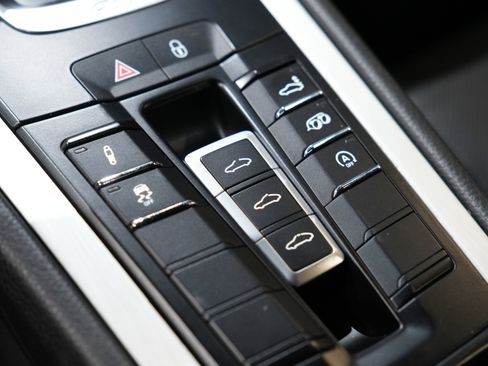 Used 2017 Porsche 911 Carrera S image 42