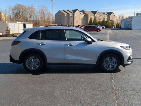 New 2026 Honda HR-V LX image 9