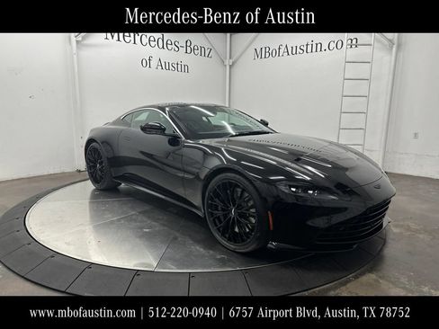 Used 2023 Aston Martin V8 Vantage Coupe RWD image 1