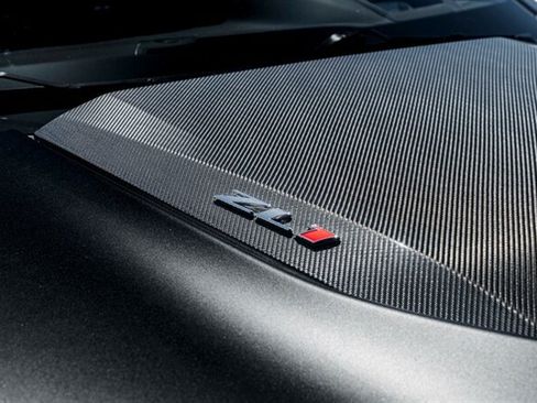 Used 2021 Chevrolet Camaro ZL1 RWD image 10