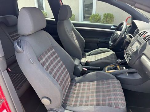 Used 2009 Volkswagen GTI 2-Door FWD image 10