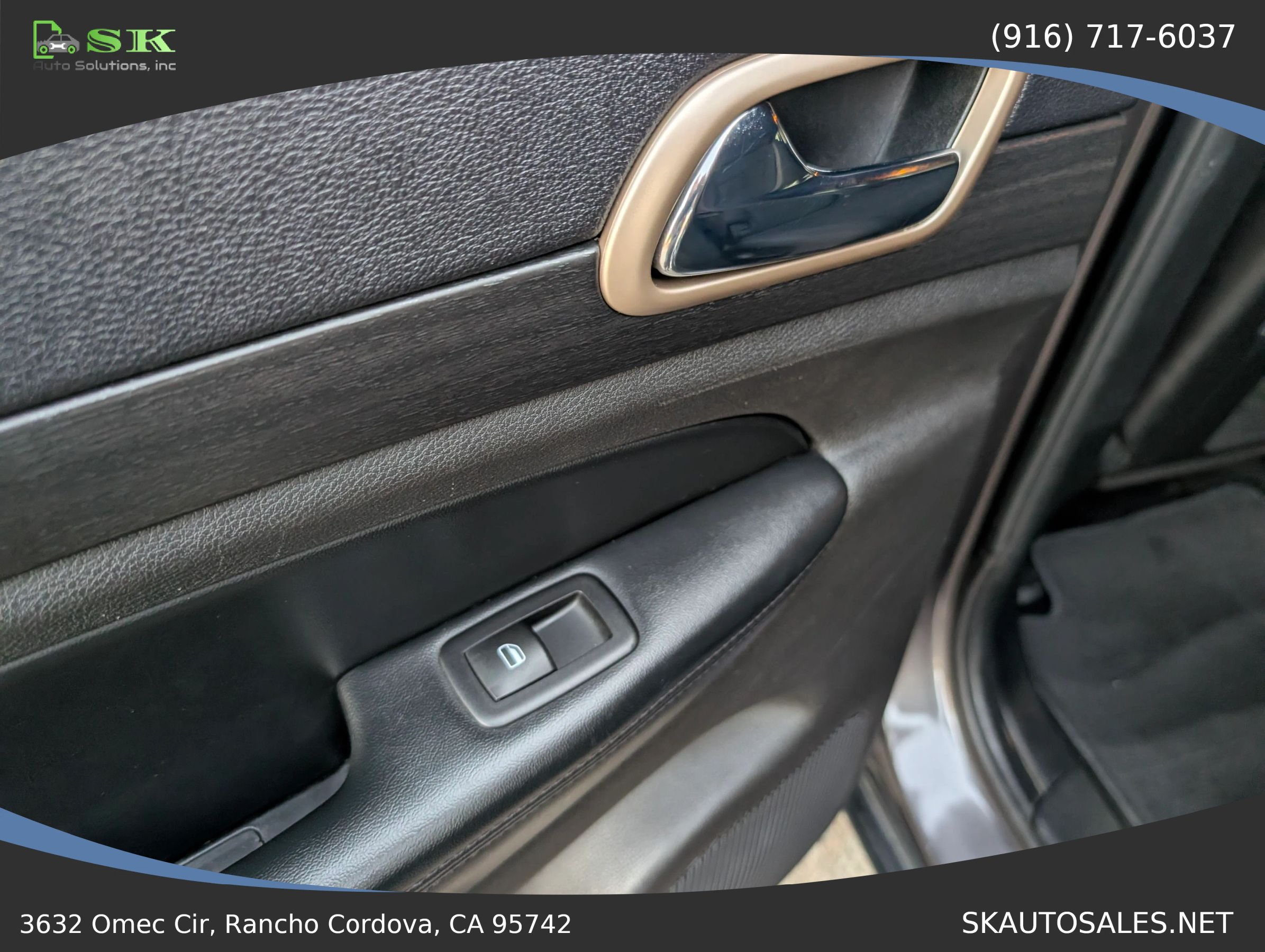 Used 2015 Jeep Grand Cherokee Laredo w/ Quick Order Package 23E AWD/4WD image 39