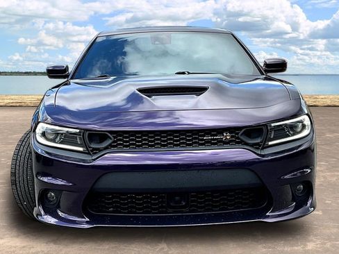 Used 2022 Dodge Charger Scat Pack w/ Plus Group RWD image 2