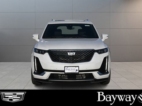 New 2024 Cadillac XT6 Premium Luxury w/ Technology Package image 2