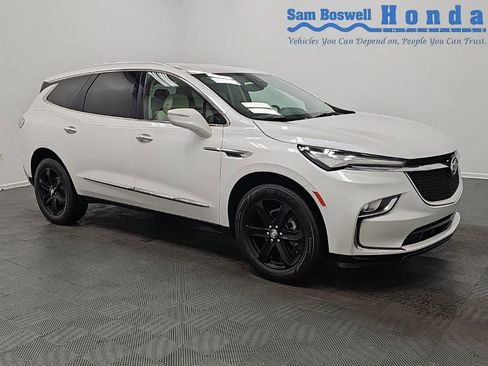 Used 2023 Buick Enclave Essence w/ Sport Touring Edition FWD image 1