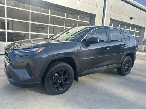 Used 2024 Toyota RAV4 LE FWD image 4