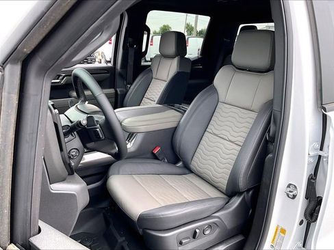 New 2026 Chevrolet Silverado 1500 ZR2 AWD/4WD image 10
