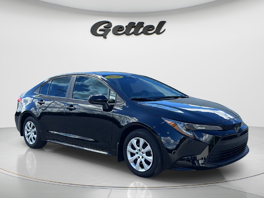 Used 2026 Toyota Corolla LE FWD image 3