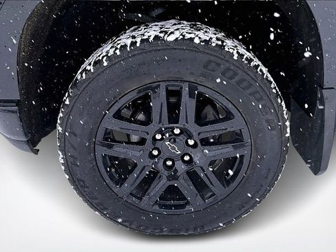 Used 2021 Chevrolet Silverado 1500 LT Trail Boss image 34