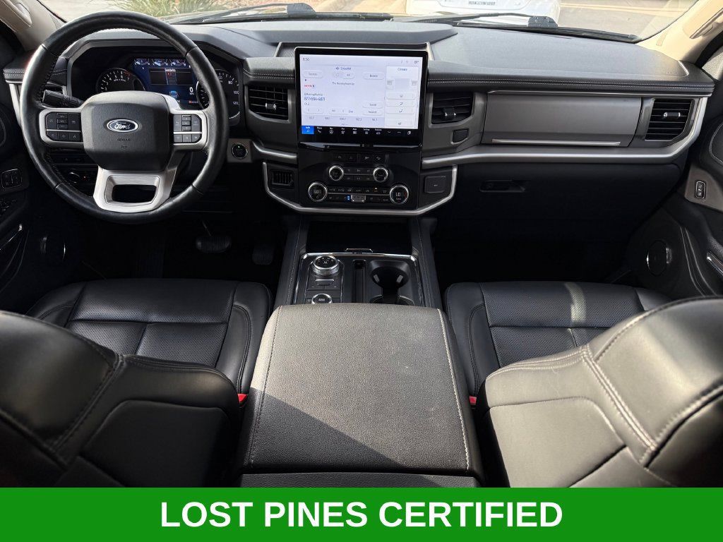 Used 2024 Ford Expedition XLT AWD/4WD image 23