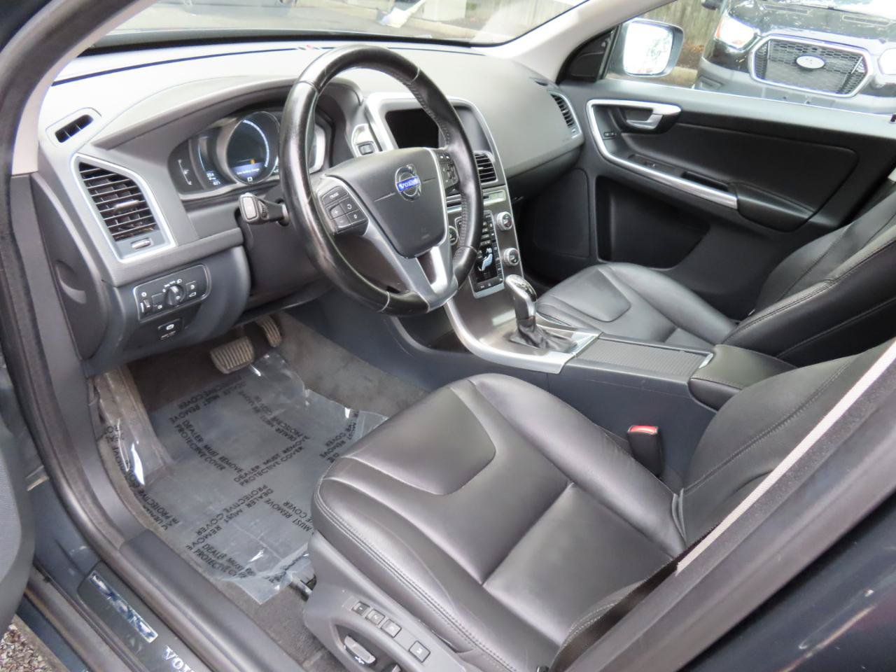 Used 2015 Volvo XC60 T5 Premier FWD image 9